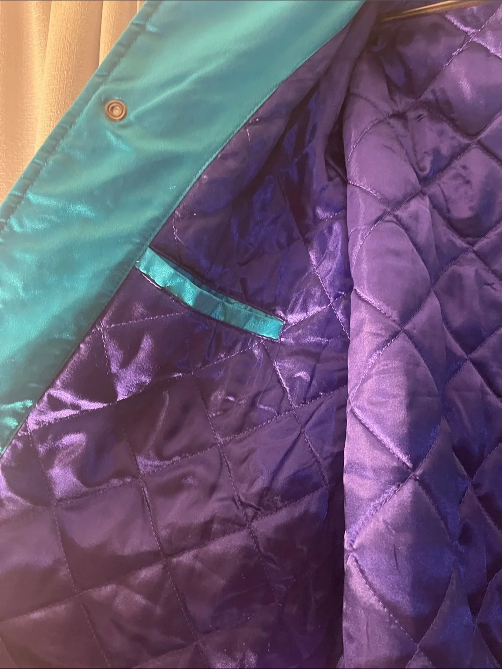 STARTER Vintage Charlotte Hornets Teal Satin Bomber Jacket with Stripe Trim